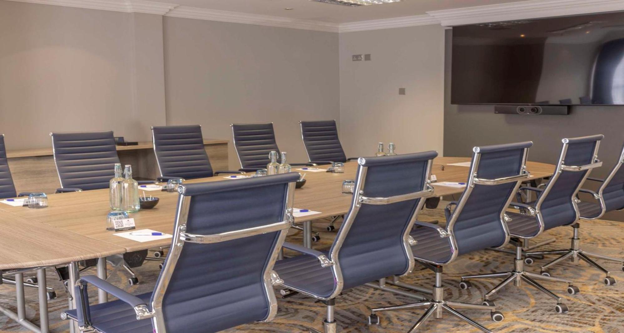 Crowne Plaza East Midlands Airport By Ihg Hotel Derby Exterior foto
