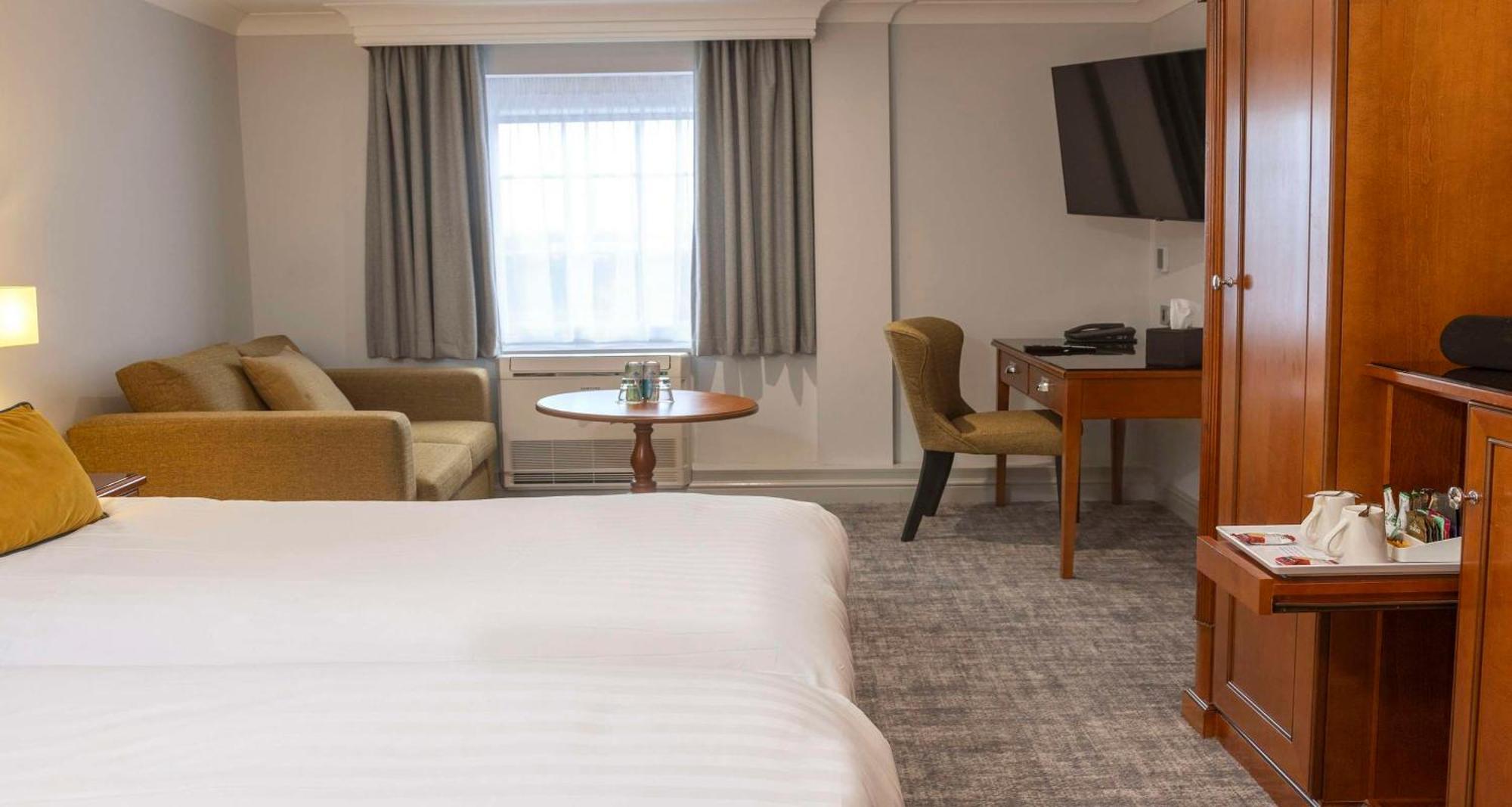 Crowne Plaza East Midlands Airport By Ihg Hotel Derby Exterior foto