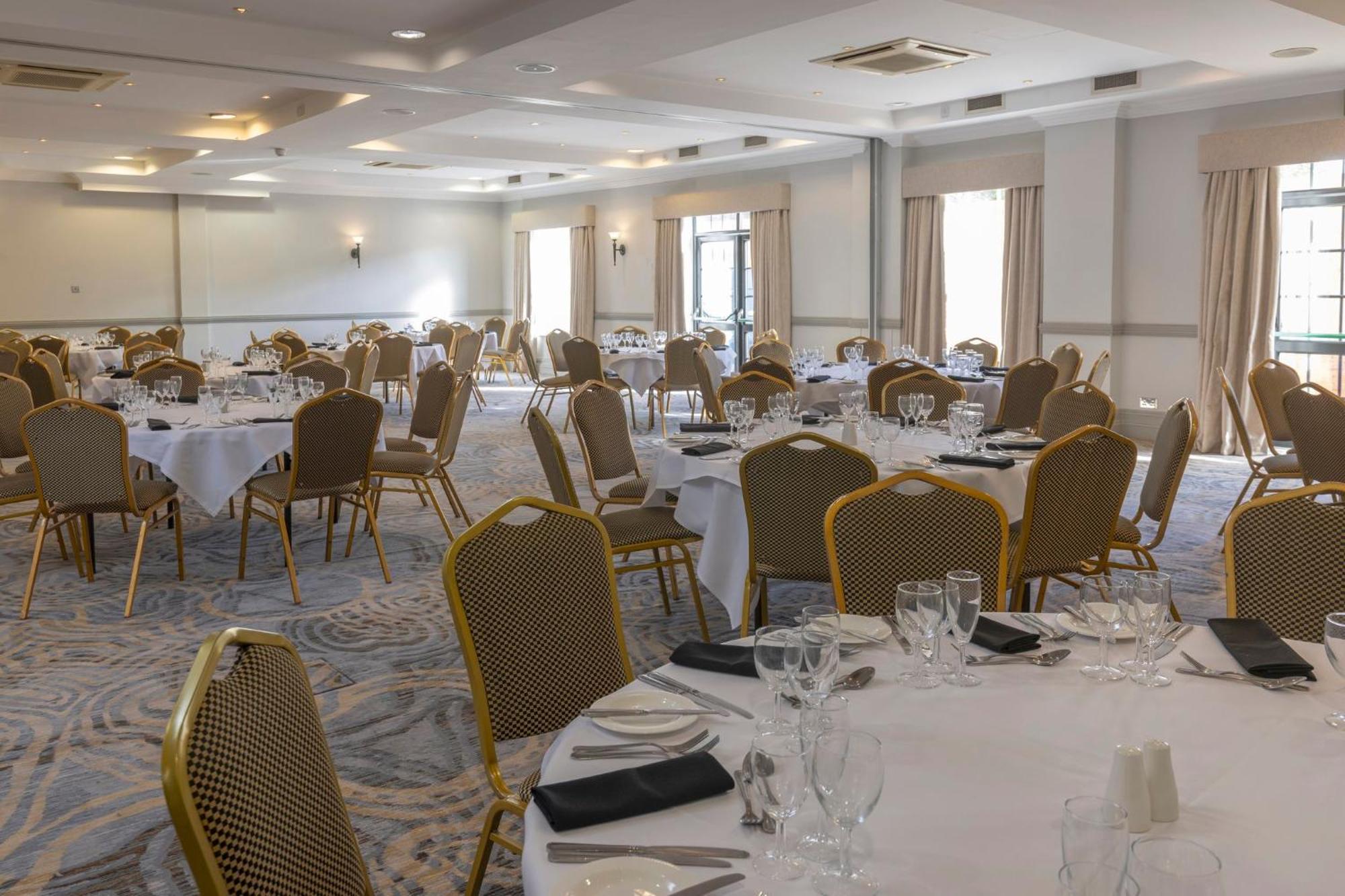 Crowne Plaza East Midlands Airport By Ihg Hotel Derby Exterior foto