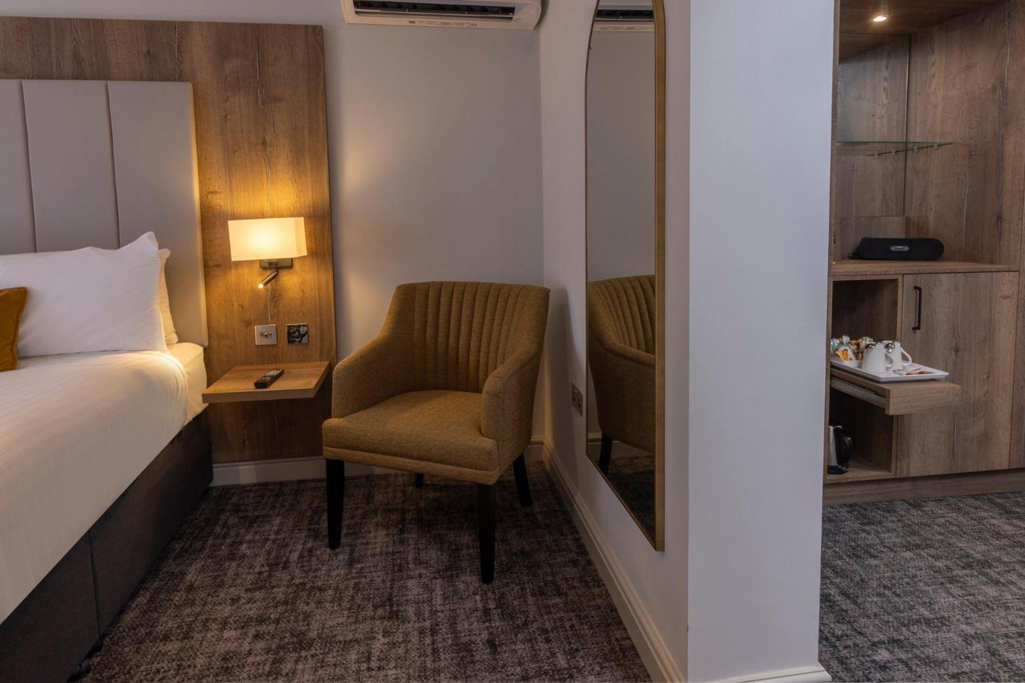 Crowne Plaza East Midlands Airport By Ihg Hotel Derby Exterior foto